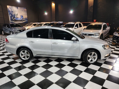 Imagen 2 de 15 de Volkswagen Passat Comfort Tsi Turbo No Automatico Highline B
