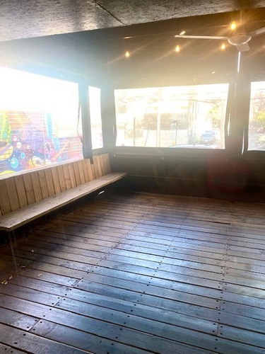 Imagen 12 de 14 de Casa Comercial Con Patente Alcoholes En Venta En Las Condes