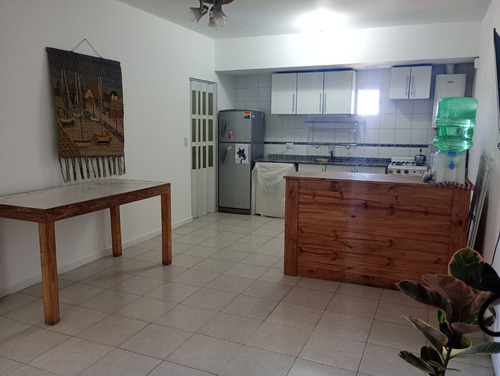 Departamento En Venta En Ramos Mejia De 3 Ambientes A 1 Cuadra De Av. De Mayo