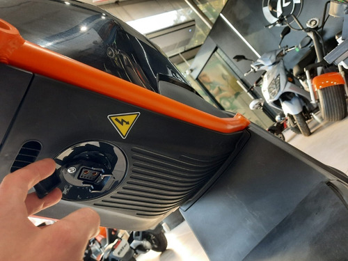 Imagen 5 de 21 de Moto Electrica Sunra Miku Max Litio 800w - Ridegreen
