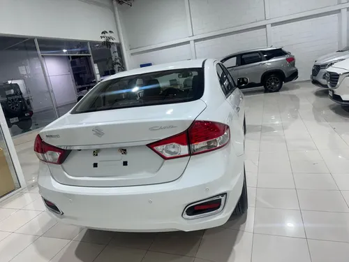 Suzuki Ciaz 4p GLX L4/1.4 Aut
