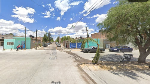 Sk14- Casa En Venta En Fraccionamiento Santa Isabel, 20680 Ags.