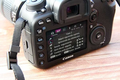 Imagen 3 de 10 de Canon Eos 7d Mark Ii Dslr Body +2baterias +bolso Canon,