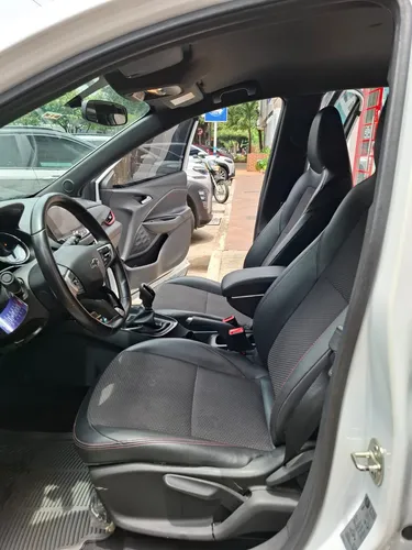 Chevrolet Onix 1.0T Rs Mt