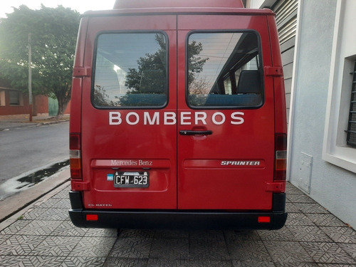 Imagen 6 de 15 de Mercedes-benz Sprinter 2.5 310 Combi 3550 14+1 2000