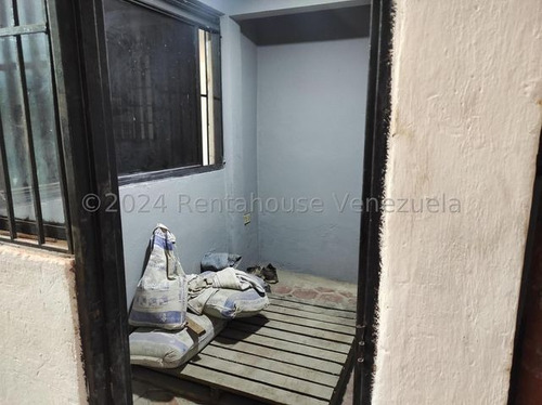 Galpón En Venta, Miranda Mls #25-16257