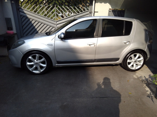 Imagem 2 de 10 de Renault Sandero 2014 1.6 Privilège Hi-power 5p