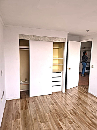 Departamento Pasaje Elisa Cole, Santiago Centro