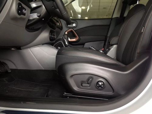 Fiat Toro 2021 0km 4x2 4x4 Freedom Volcano - Tomo Usado *