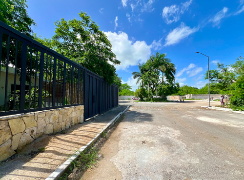 Casa En Venta En Quintas Baspul De 1 Planta Y 2 Recámaras | A 20 Min De Mérida