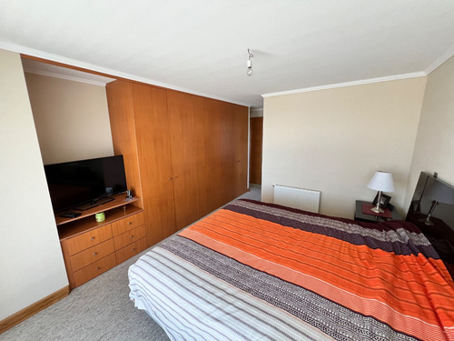 En Venta Amplio Depto Con Vista A Laguna Grande De San Pedro