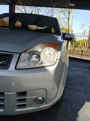 Ford Fiesta Sedan 1.6 Fly Flex 4p 2010