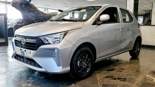 Toyota Agya S 2024 Gris Plata 0km