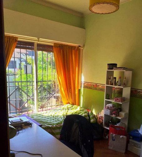 Excelente Chalet En 2 Plantas Reciclado En Inmejorable Zona