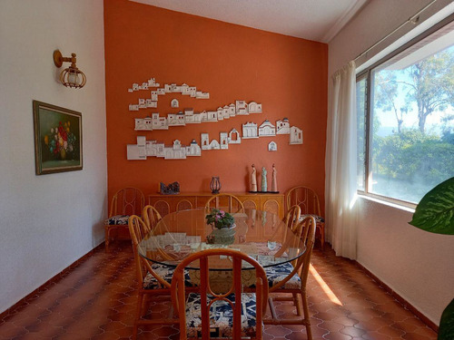 Casa Sola En Lomas De Atzingo, Cuernavaca, Morelos - Ber-1024-cs*