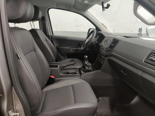 Imagen 6 de 10 de Amarok Dc 2.0l Tdi 140cv Trendline Llantas 16