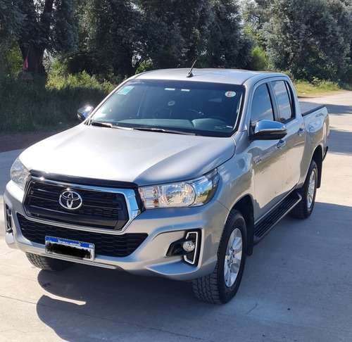 Toyota Hilux 2.8 Cd Srv 177cv 4x2 Modelo 2020