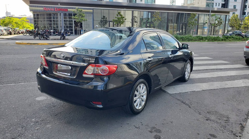 Imagen 6 de 14 de Toyota 2011 Corolla 1.8 Se-g L/08 Aut