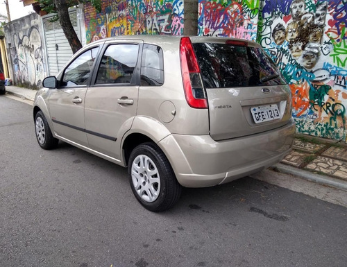 Ford Fiesta Hatch 1.6 Completo 2013