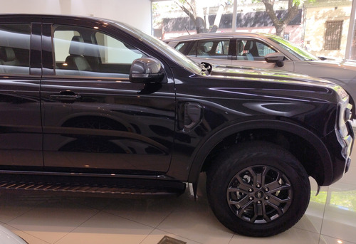 Ford Ranger 2.0T Cd Black 4X4 Mt