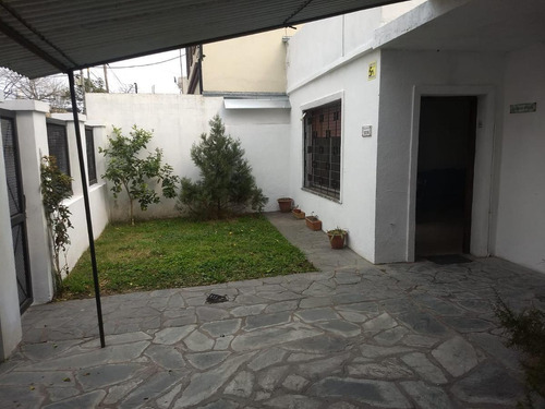Imagen 3 de 18 de Casa - Jose Leon Suarez