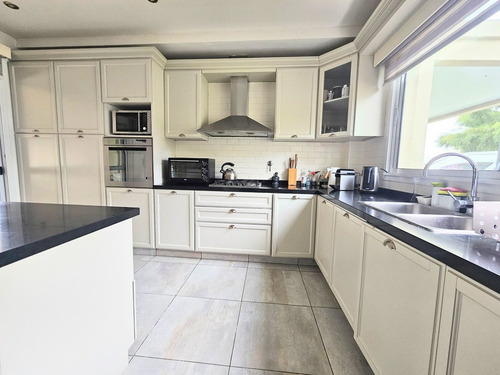 Venta Casa 6 Ambientes La Cesarina Pileta Climatiz