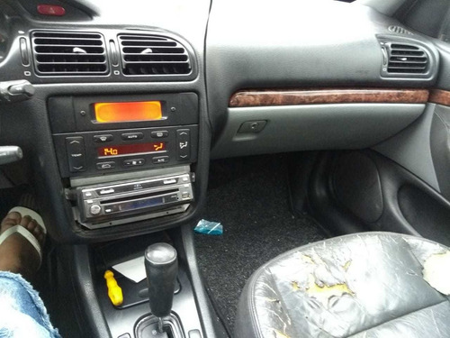 Peugeot 406