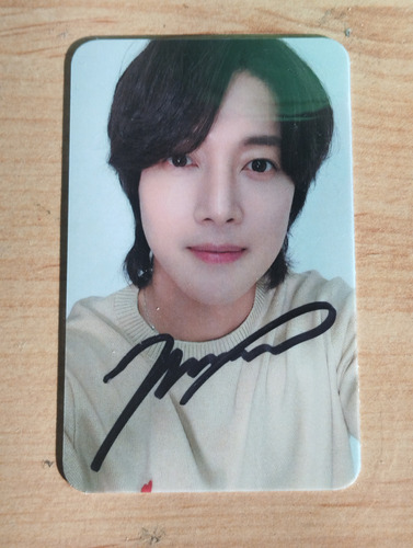 Photocard Autografiada Por Kim Hyun Joong