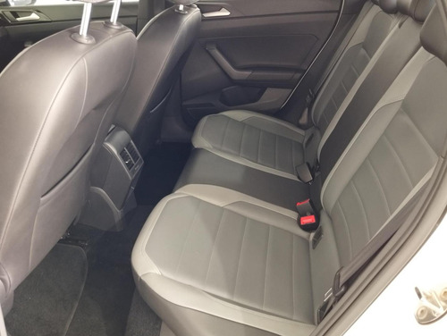 Volkswagen Nivus Highline 1.0 200 Tsi Flex Aut.
