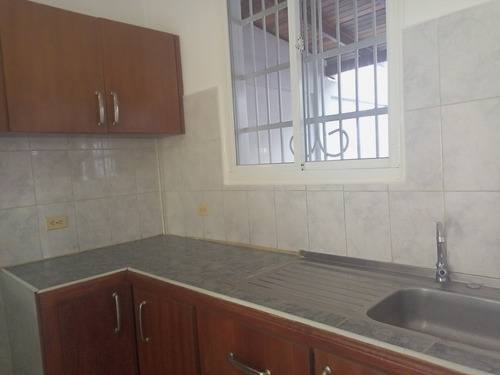 Imagen 5 de 23 de Se Alquila Casa En Residencias Ruiz Tipuro Al02-142st-mfarr