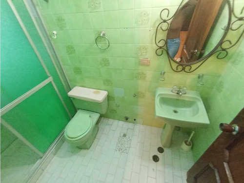 Casa En Venta En Trigal Norte Urb. Piedras Pintadas Ks-8370402