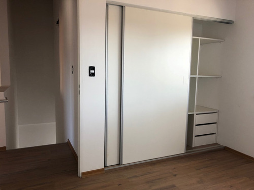Casa En Venta En Villa Ballester