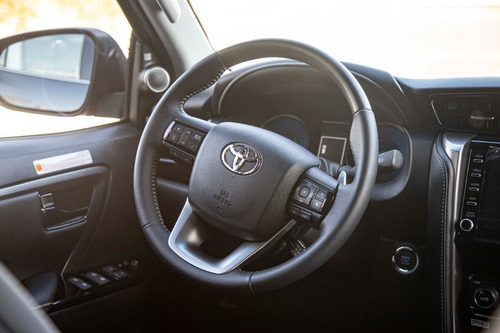 Imagen 7 de 15 de Toyota Sw4 Srx 2.8tdi 204cv Permuto Por Moto !!