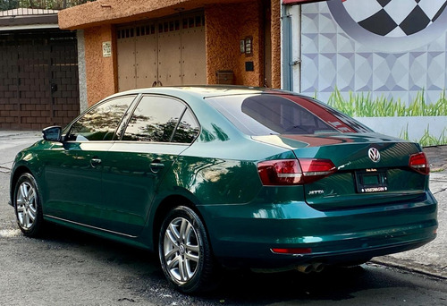 Volkswagen Jetta 2.5 Trendline Tiptronic At