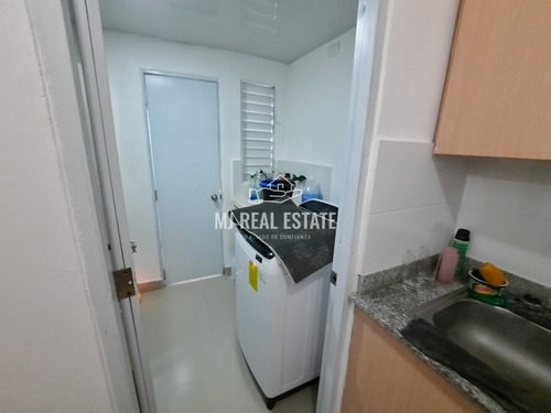 Imagen 5 de 13 de Apartamento En Jacobo Majluta 2do Piso + 3 Habitaciones + 2 Parqueos + Seguridad 24 Horas
