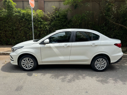 Fiat Cronos 1.3 Flex 4p