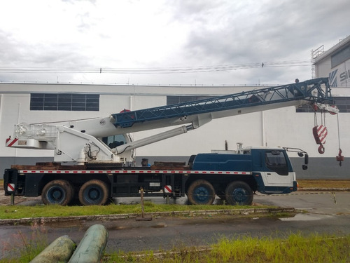 Imagem 4 de 10 de Guindaste Rodoviário Xcmg Cap 60 Ton 2008 - 2616