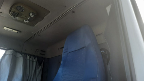 Imagem 8 de 15 de Cavalo 6x2 Completo Volvo Fm 370 2010 Com Ar Trucado