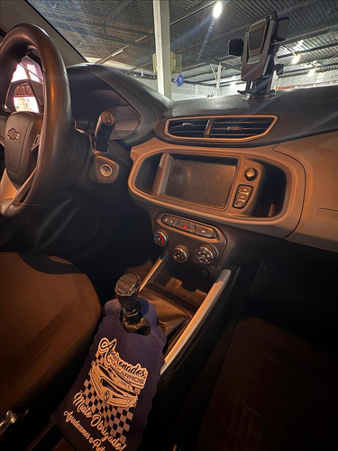 Chevrolet Onix Onix 1.0 mt lt