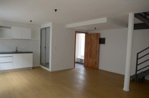 Imagen 2 de 11 de Hermoso Duplex 2 Dormitorios, Cochera, Bella Vista!!