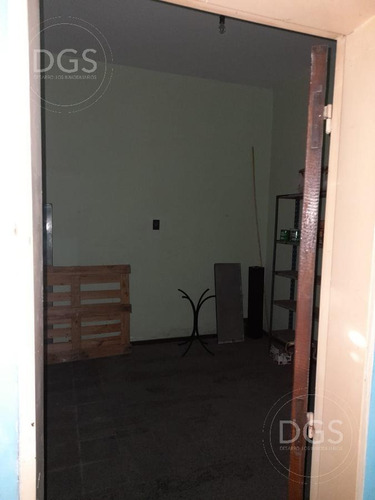 Imagen 6 de 30 de Venta En Block - 2 Viviendas Y 3 Locales Comerciales. -
