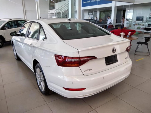 Volkswagen Jetta 1.4 Comfortline 250 Tsi Flex Aut. 4p