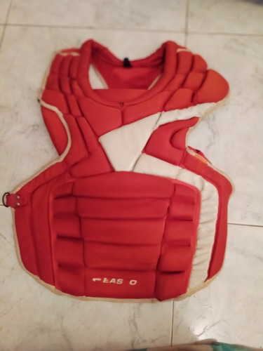 Peto De Catcher Easton Rojo Usado En Perfectas Condiciones 