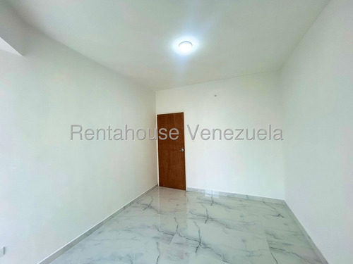 Dalisa Bigott P - Alquila Moderno Apartamento Con Piscina Y Planta Eléctrica En Terrazas Del Parque Loft (triángulo Del Este, Av. Venezuela) - 3h/2b #25-24876