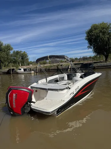 Klase A K210 Evinrude 150 Hp G2
