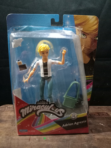 Figura Adrien Agreste De La Serie Miraculous Ladybug (Usado)