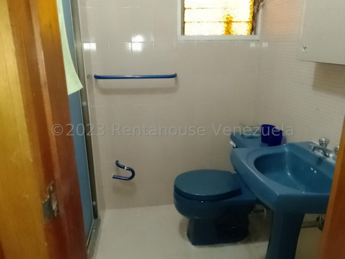 Apartamento En Venta En Prados Del Este #24-5631 Yosmil Carrero