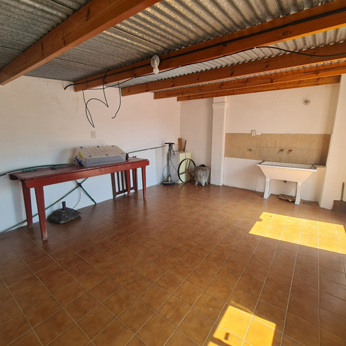 Departamento Tipo Ph 1 Piso Por Escalera Con Terraza Y Patio