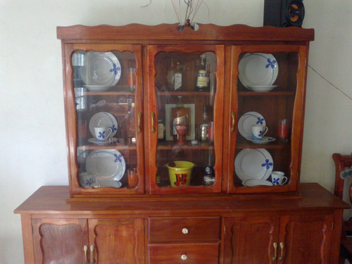 Credenza De Dos Piezas Para Comedores, En Madera De Cedro!!!