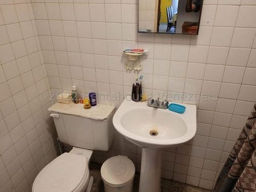 Imagen 12 de 22 de Omar Espinoza Ofrece En Venta Espectacular Apartamento En Los Ruices A Precio Insuperable